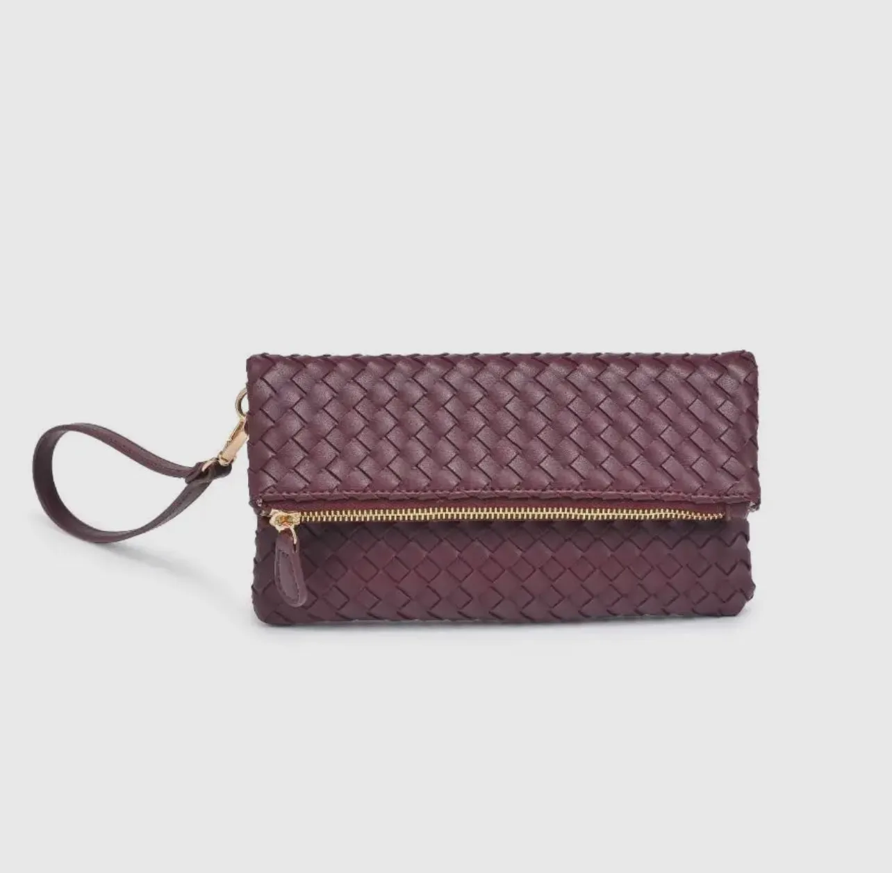 AMANDA WRISLET CLUTCH