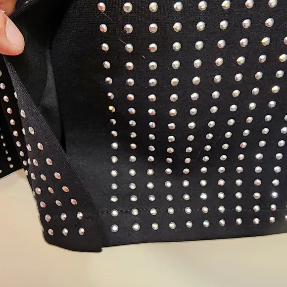 Ashro black studded silver colored bedazzled Claudine skirt woman's size 16
