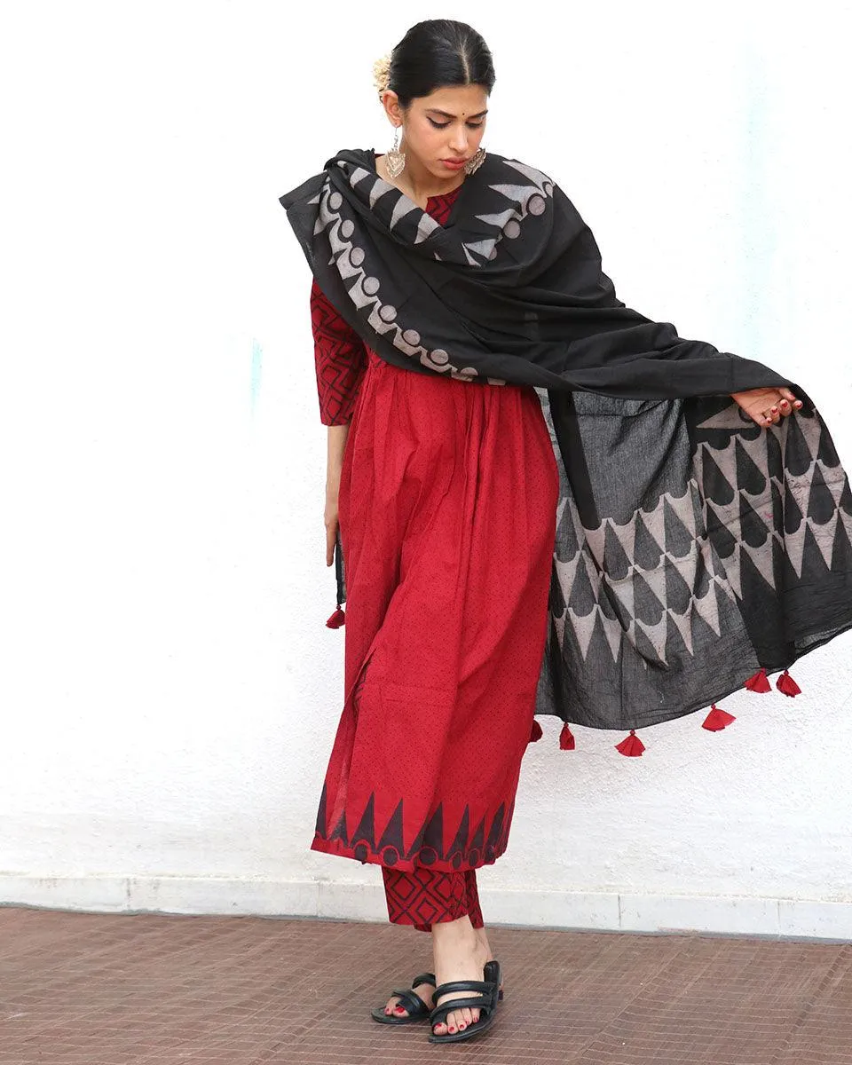 Aurora Blockprinted Cotton Kurta Set - NOMAD