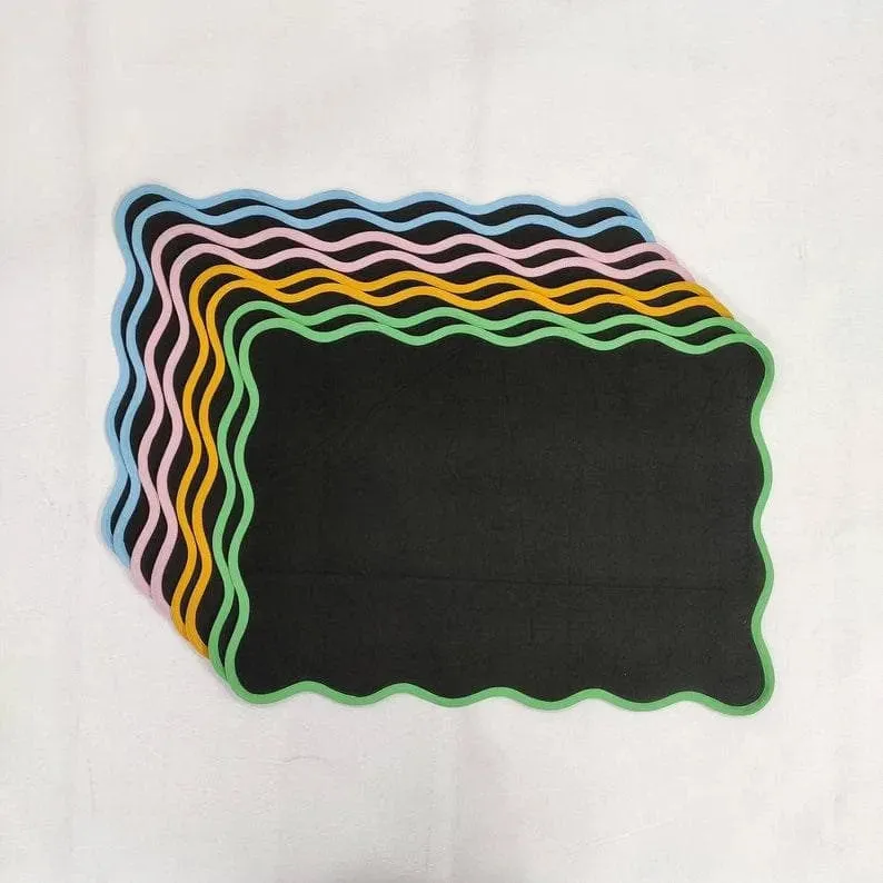 Black Classic Scallop Cotton Placemat Set of 4