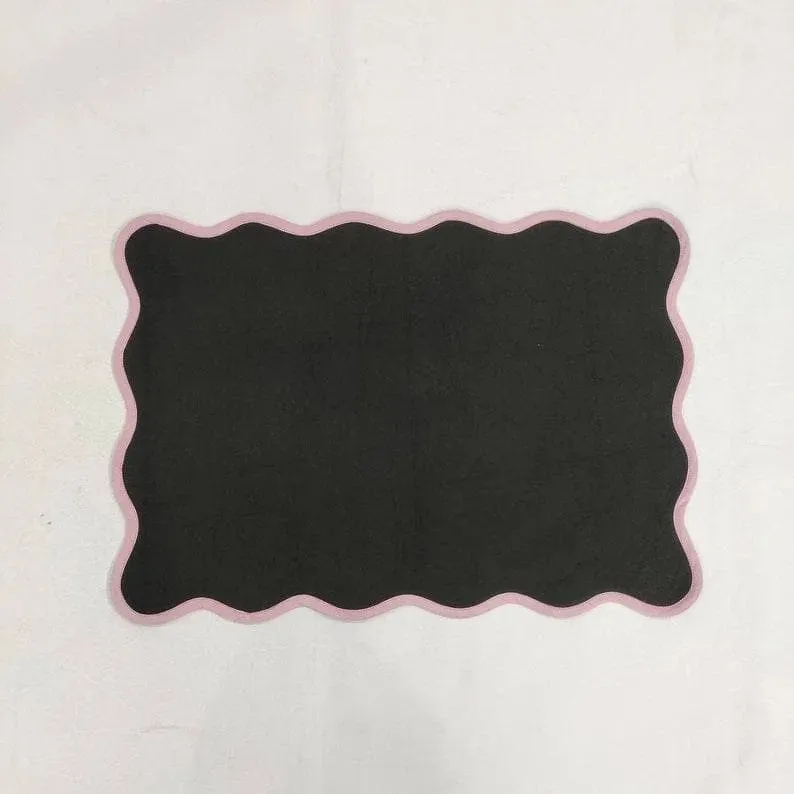 Black Classic Scallop Cotton Placemat Set of 4