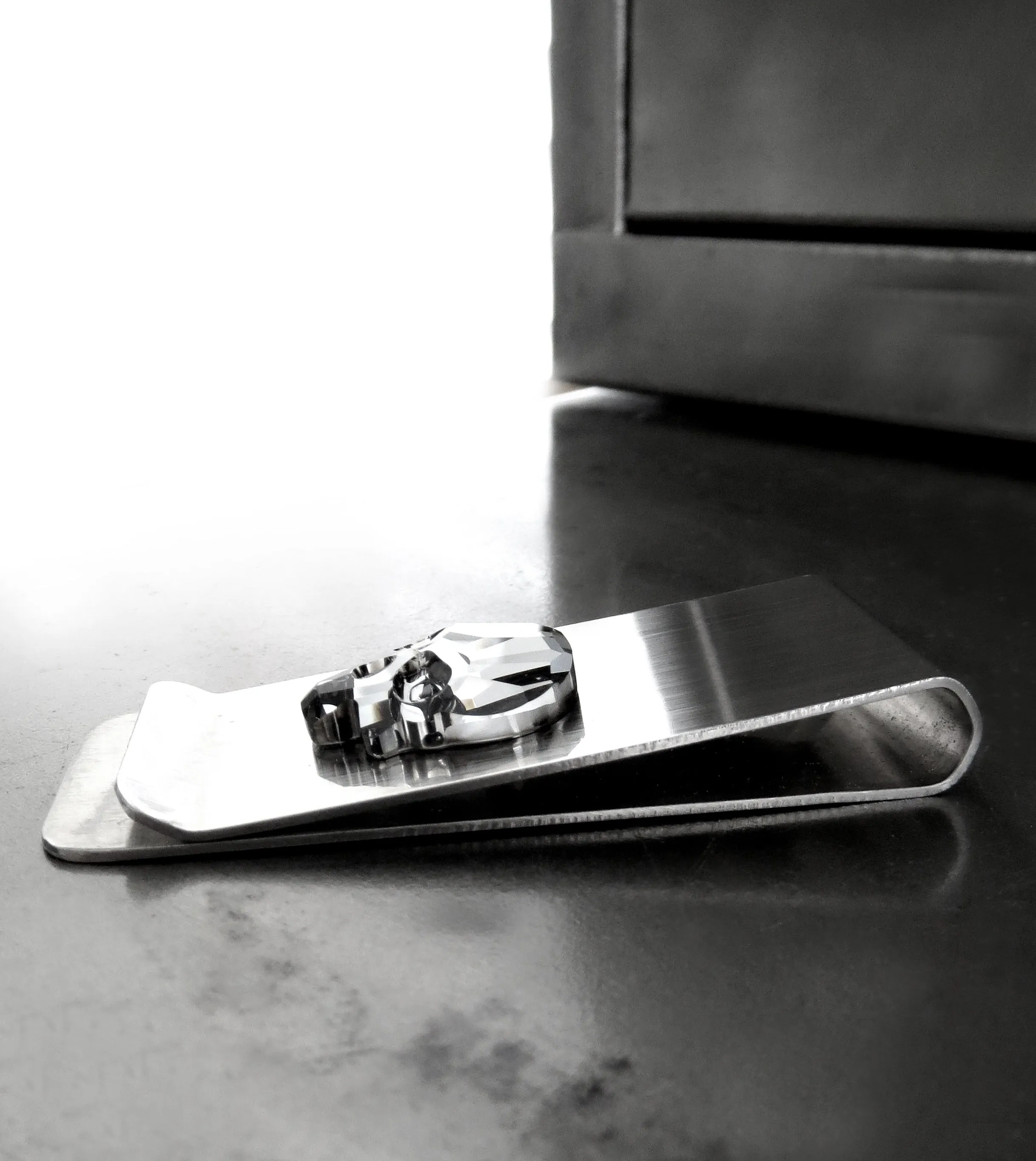 Black Skull Money Clip - Black Night Crystal