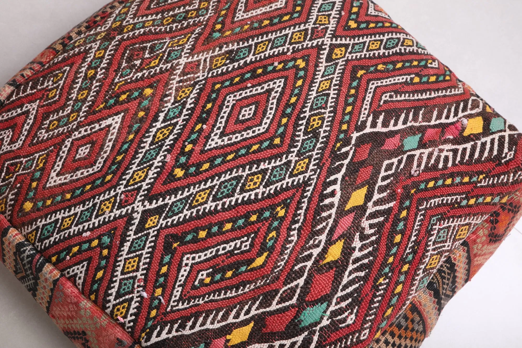 Boho handmade moroccan pouf ottoman