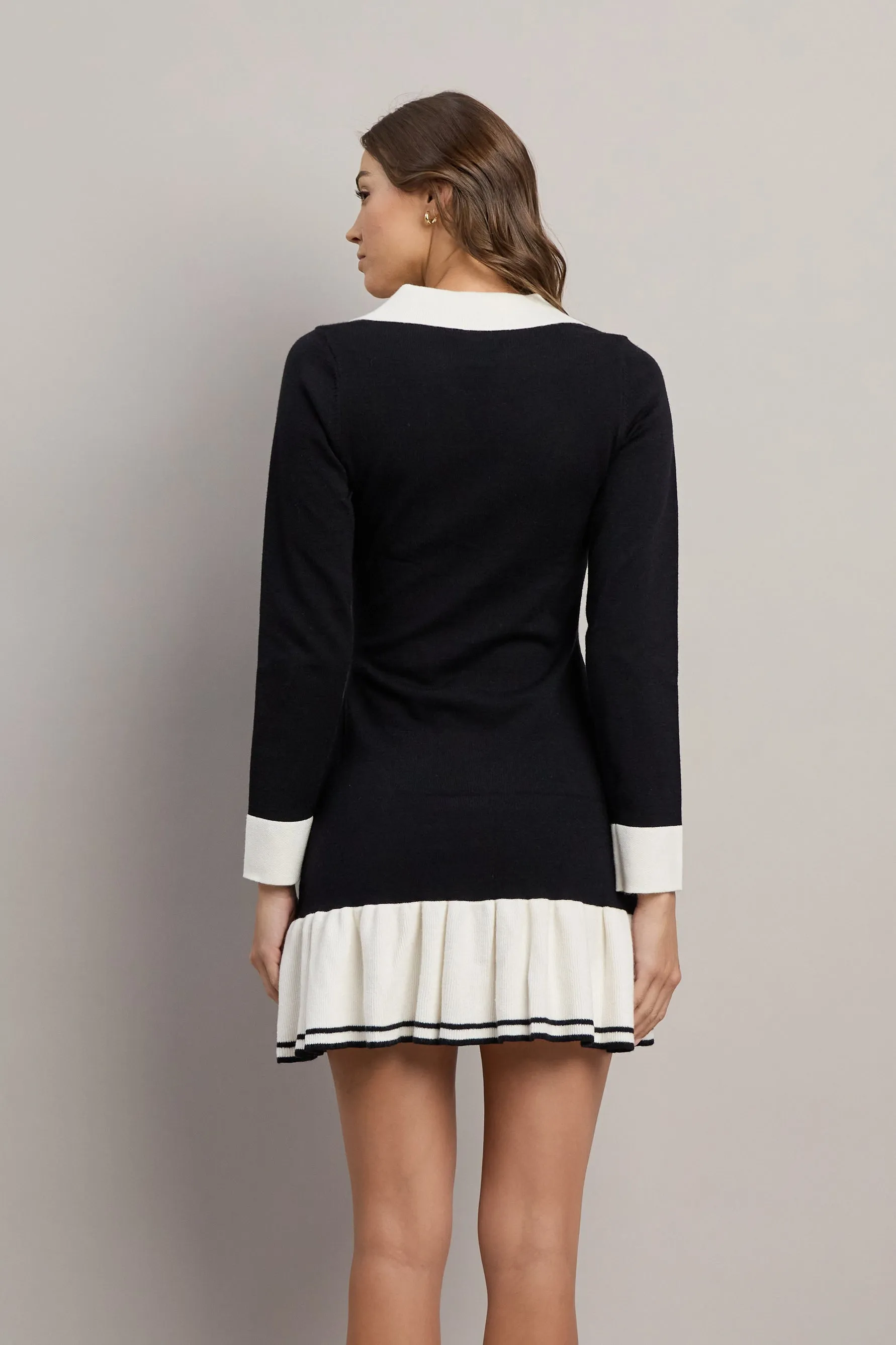 Button Detailed Contrast Trim Dress