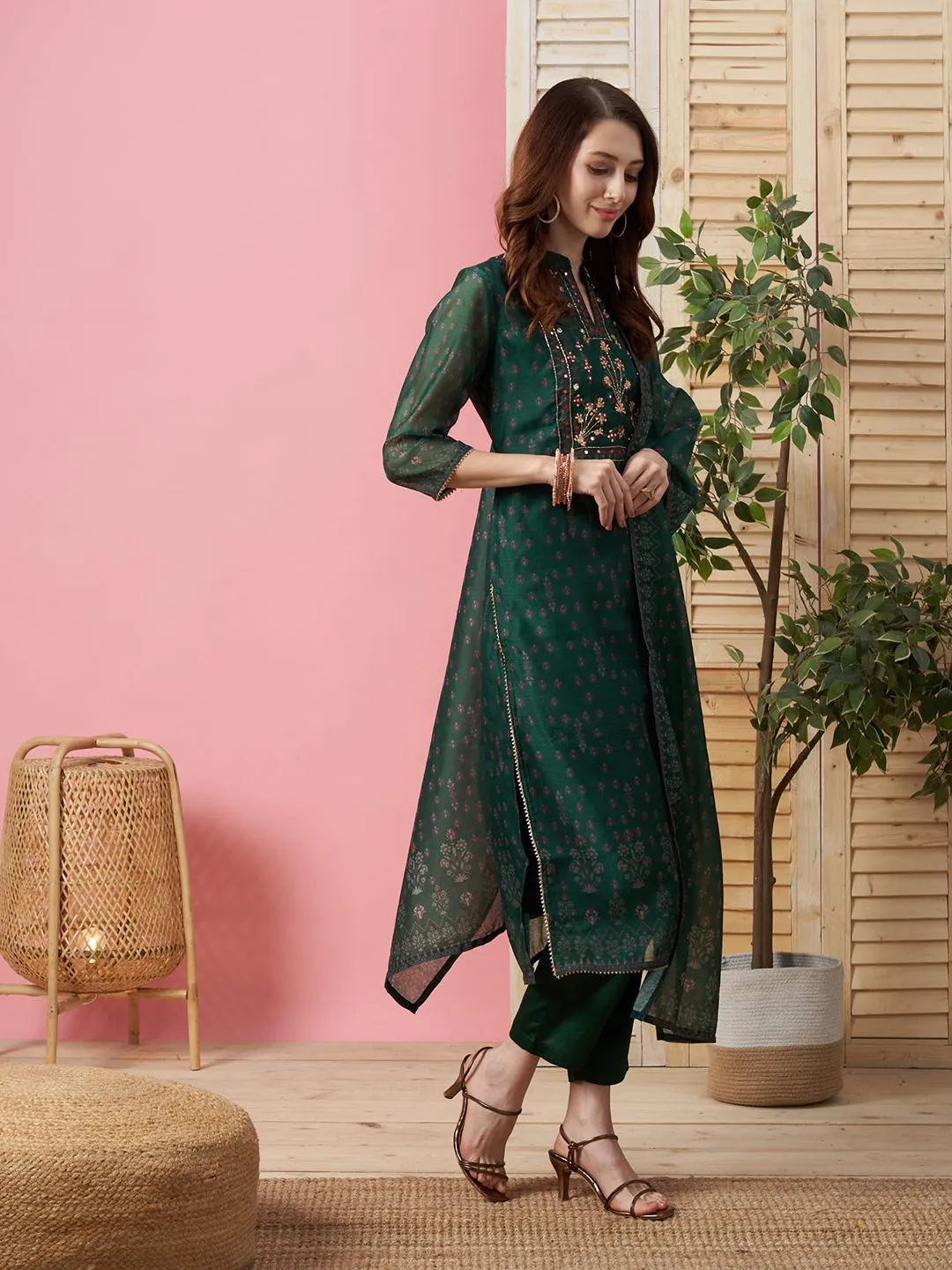 Chanderi Silk Mandarin Collar 3/4th Sleeves Green Mughal Prints Kurta Set With Dupatta For Women - ZOLA