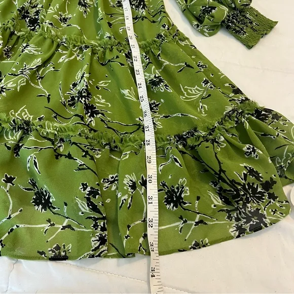 Cinq a Sept Vicky Dress in Fennel Green Black Tiered Oversized Blouson Size 2