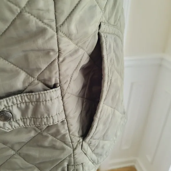 Coach NY Quilted Zip UP‎ Vest Green