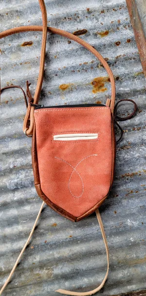 Coral smile pocket