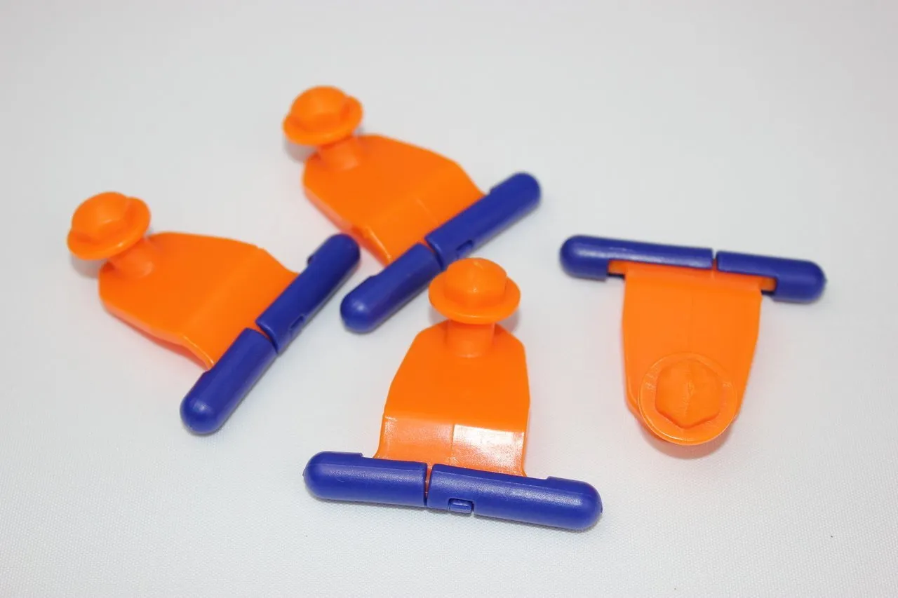 Croco-Adaptor 4 Pack Awning Tie Down Point