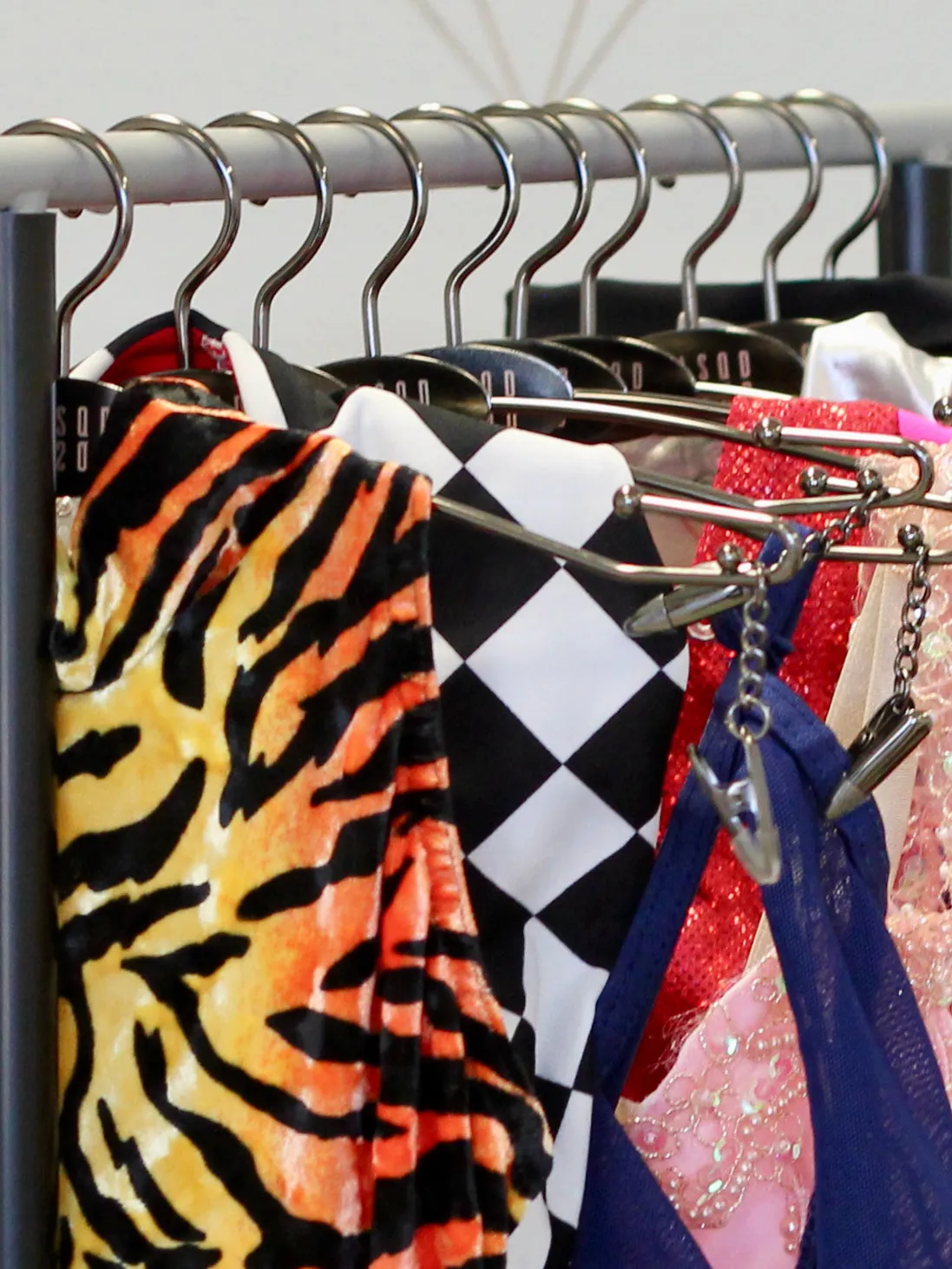 DivaDolly Pro Costume Hangers - 5 Pack