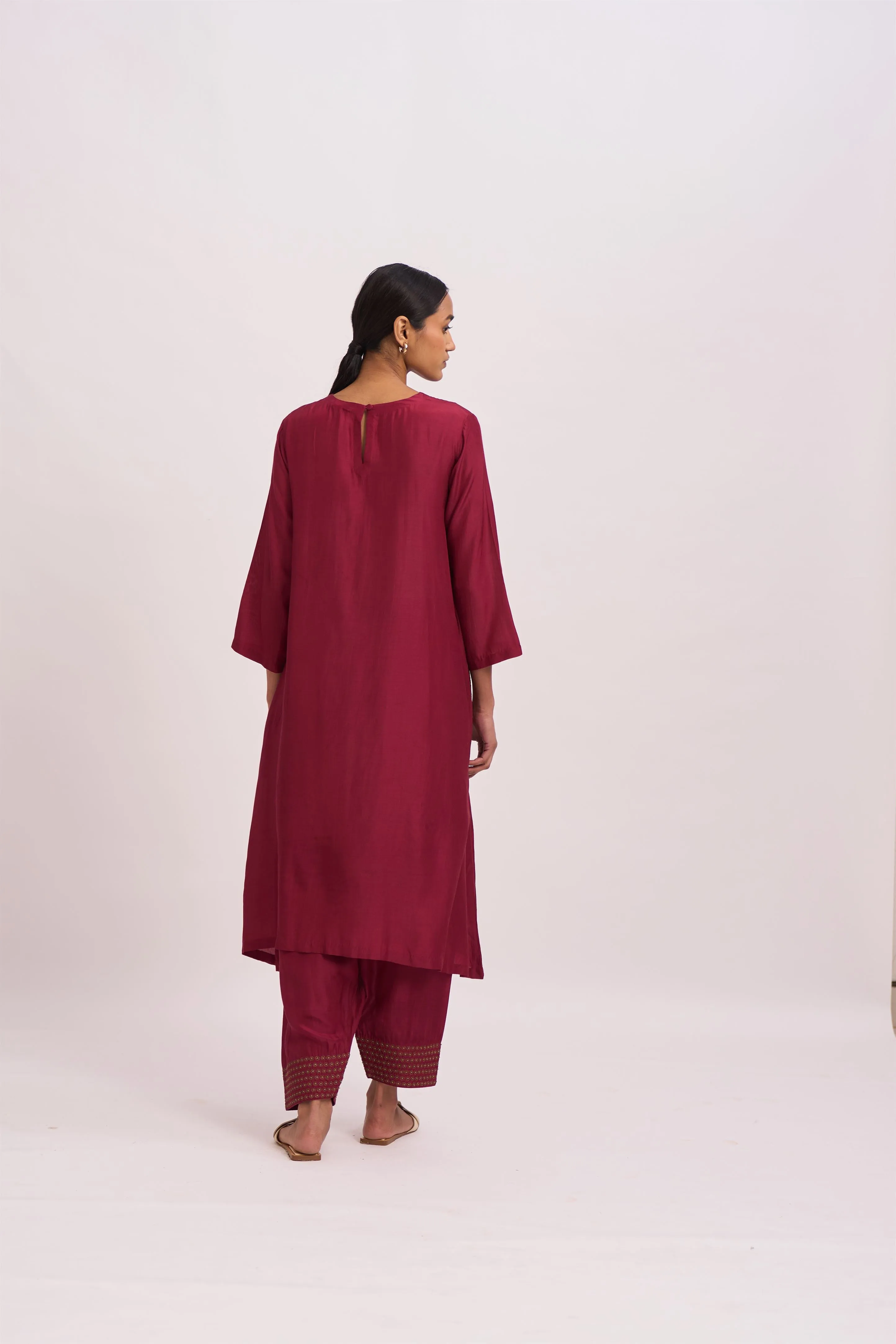 Dot   I   Pocket Style Lusail Kurta Set Cotton Silk Fabric is used in Kurta set Deep Red  SS24-PS-R
