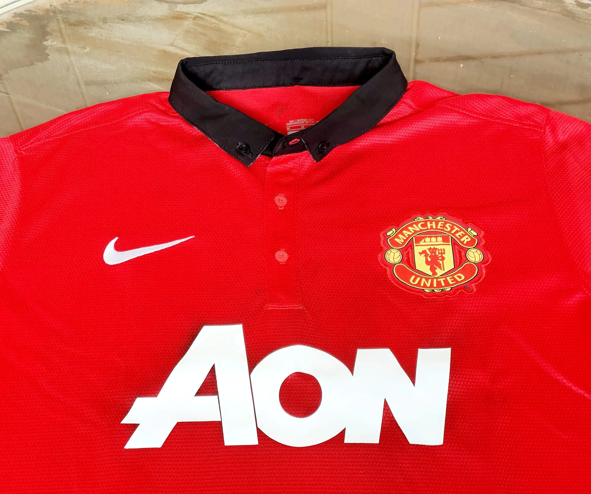 ENGLISH PREMIER MANCHESTER UNITED FC 2013-2014 COMMUNITY SHIELD CHAMPION CARRICK 16 JERSEY ADIDAS SHIRT MEDIUM  OUT OF STOCK