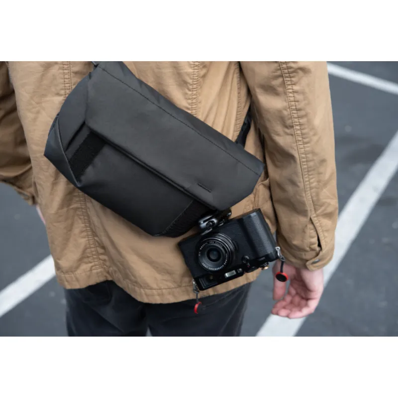 Field Pouch V2 - Black