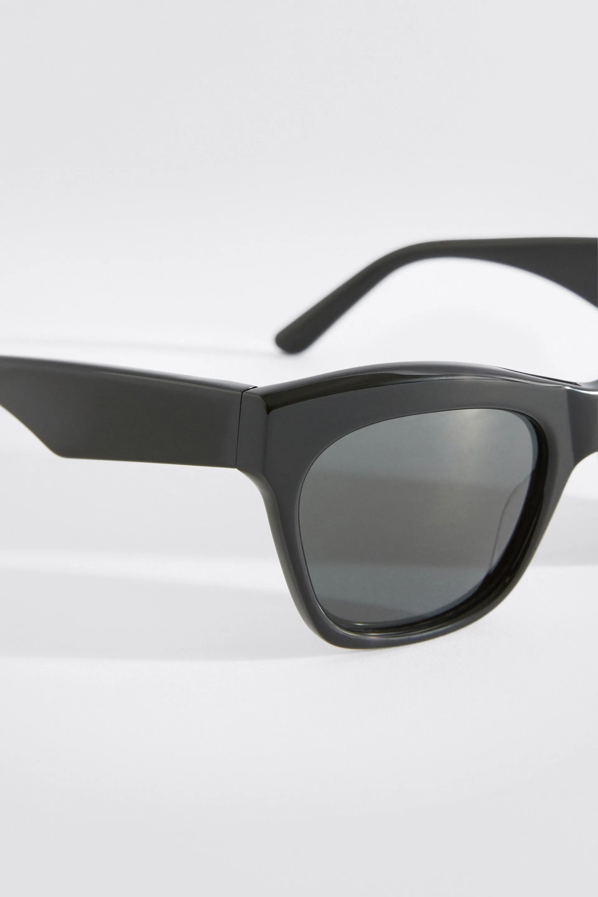 Filippa K x Chimi Model 2 Sunglasses - Black