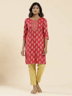 Fuchsia Ethnic Motif Printed Straight Kurta