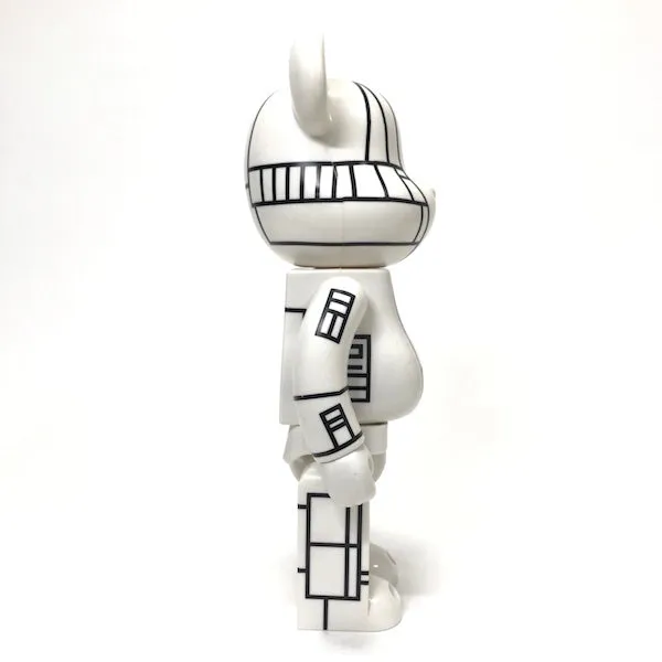 Futura x Medicom Toy World Wide Tour 400% Bearbrick White