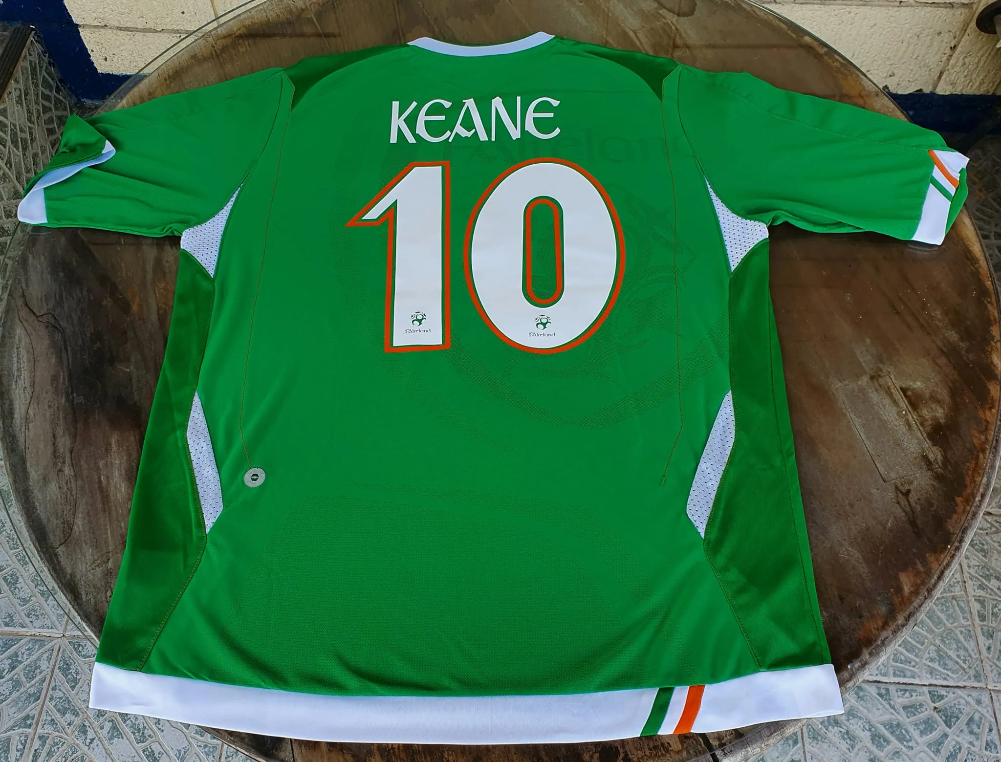 IRELAND 2006-2007 HOME ROBBIE KEANE 10 SHIRT UMBRO JERSEY EXTRA LARGE  OUT OF STOCK