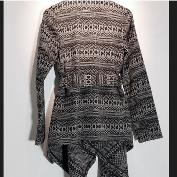Jack by BB Dakota Black and Grey Open Front Cardigan