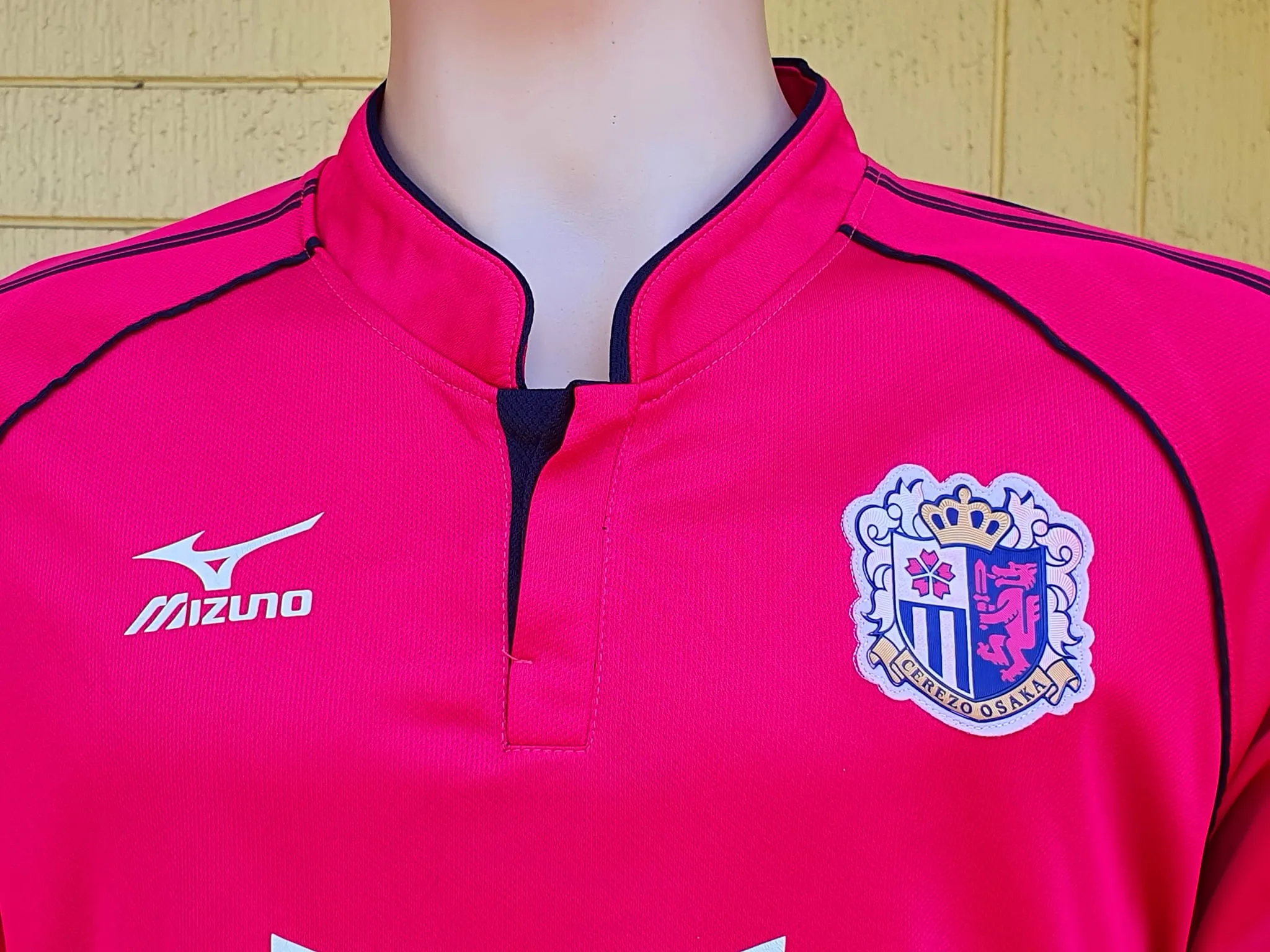 JAPAN J-LEAGUE CEREZO OSAKA 2014-2015 HOME QUARTER FINAL FORLAN JERSEY MIZUNO SHIRT LARGE  SOLD!
