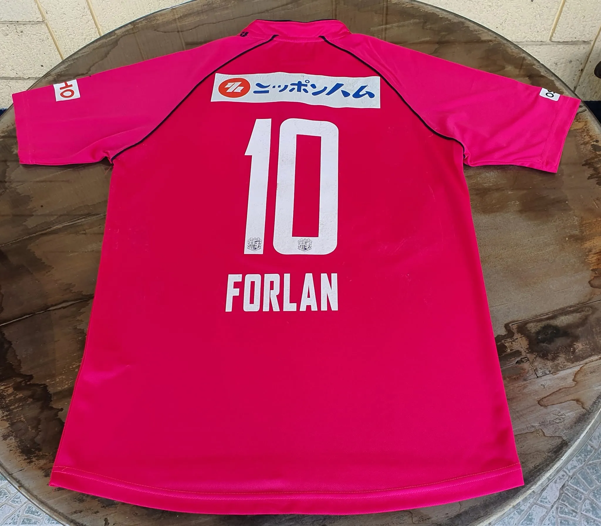 JAPAN J-LEAGUE CEREZO OSAKA 2014-2015 HOME QUARTER FINAL FORLAN JERSEY MIZUNO SHIRT LARGE  SOLD!