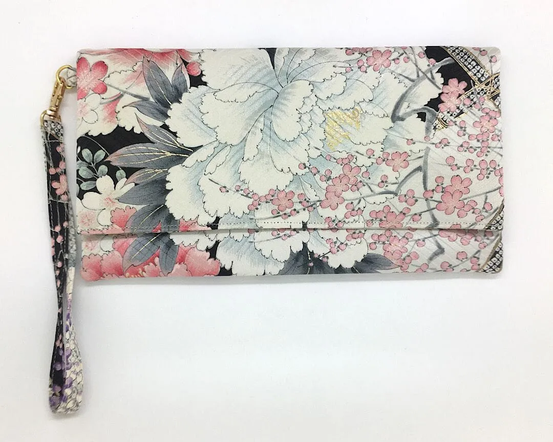 Kuukou Folding Wristlet Clutch 4548I