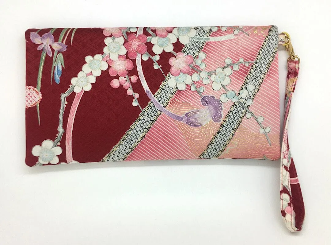 Kuukou Folding Wristlet Clutch 4656K