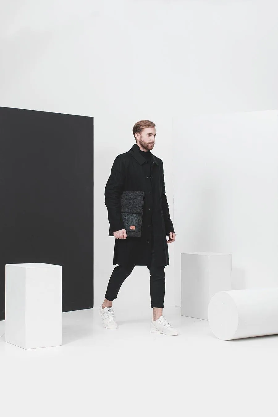 Malmö 13' Black