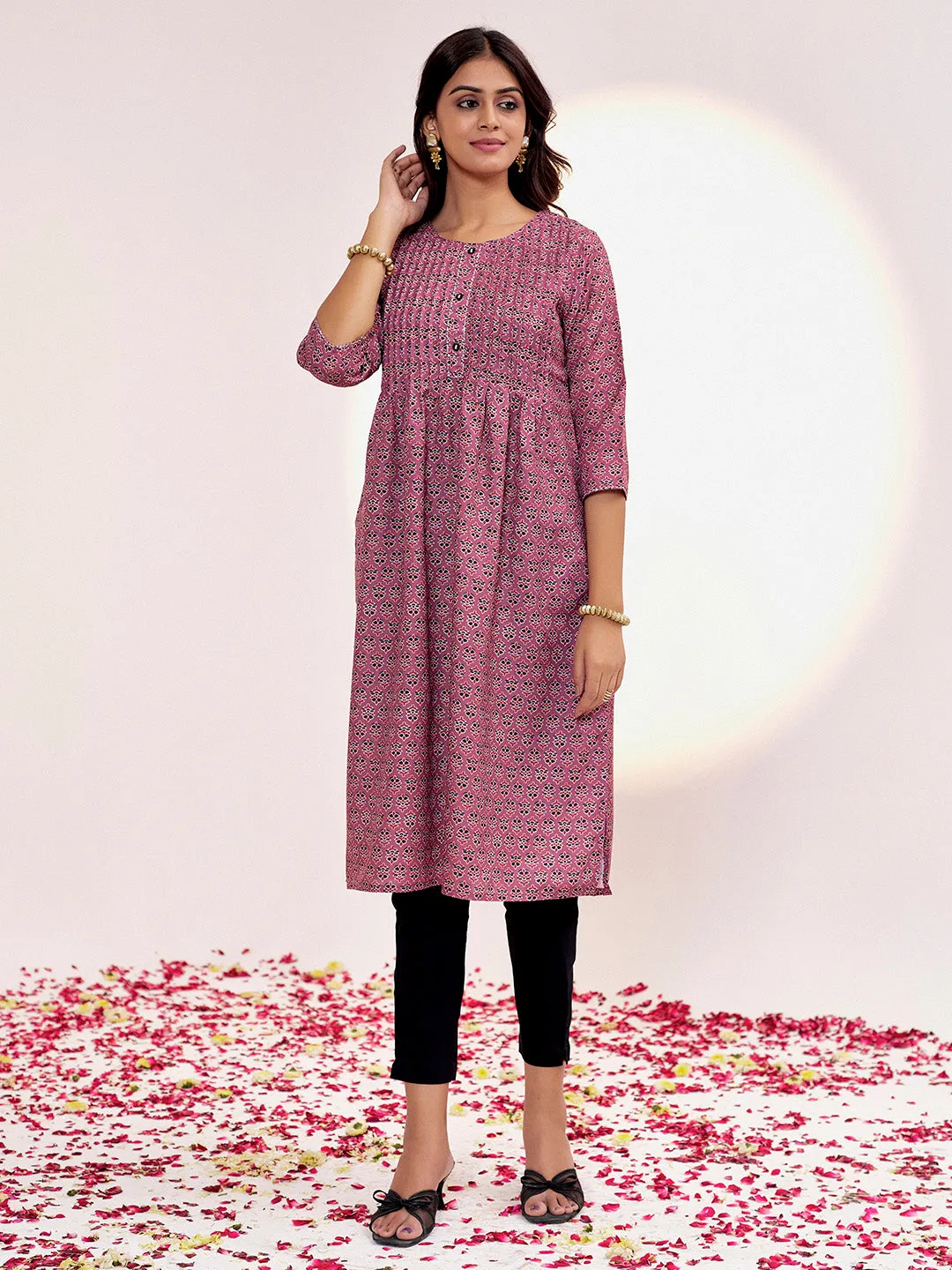 Mauve Ethnic Motif Printed Straight Kurta