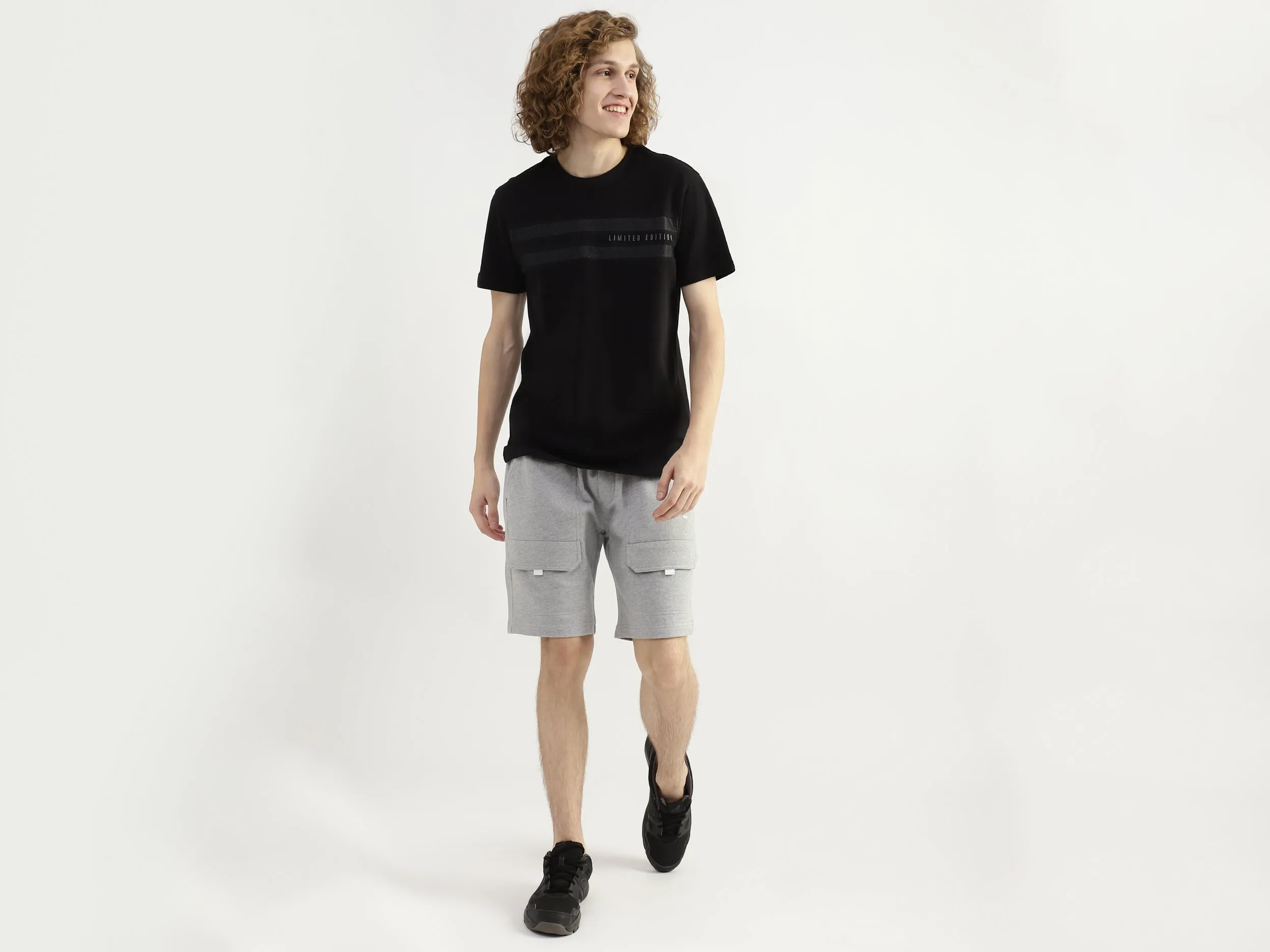 Men Textured Round Neck T-shirt