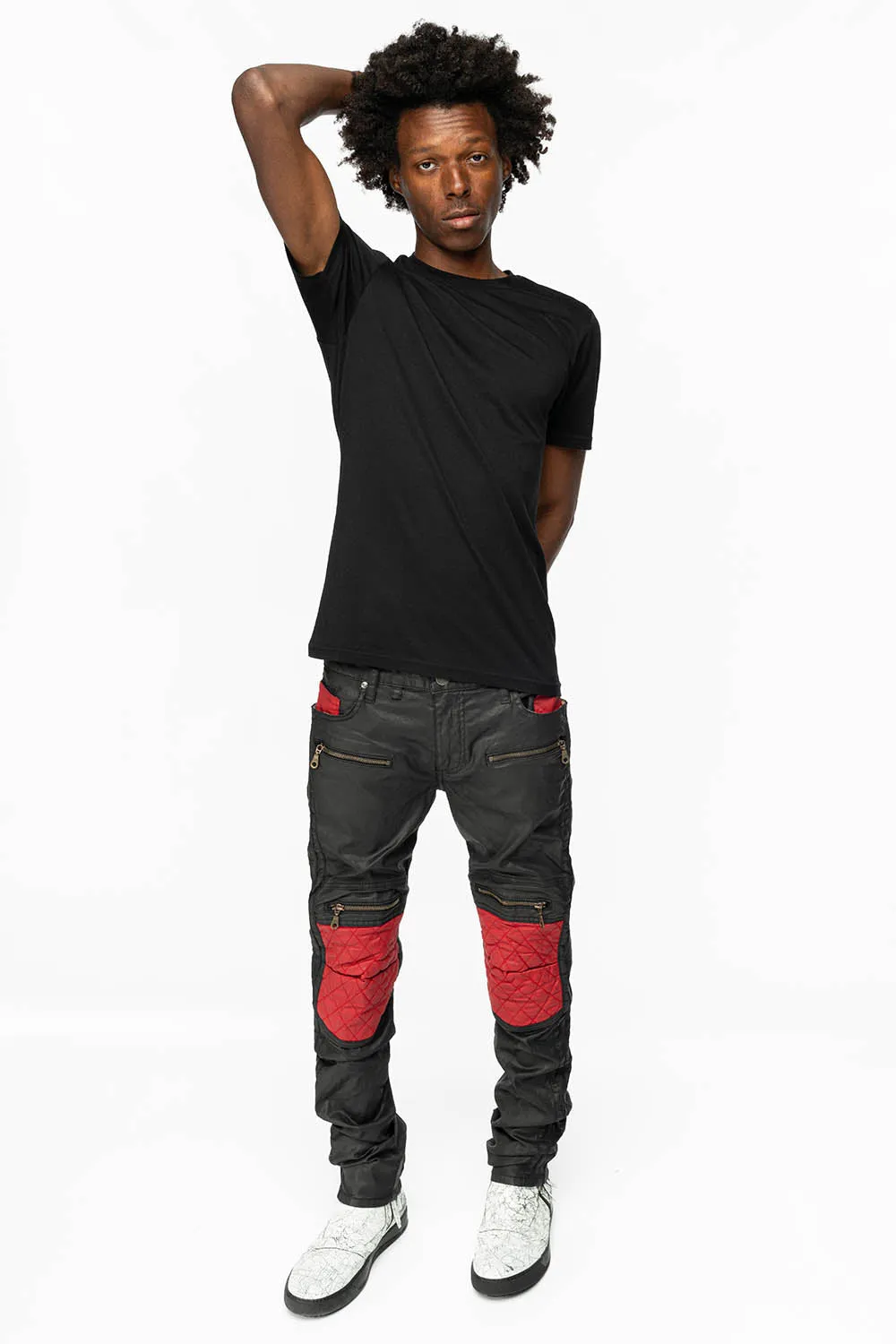 MENS BIKER JEANS IN DY FABRIC IN BLACK WASH WITH RED INSERTS