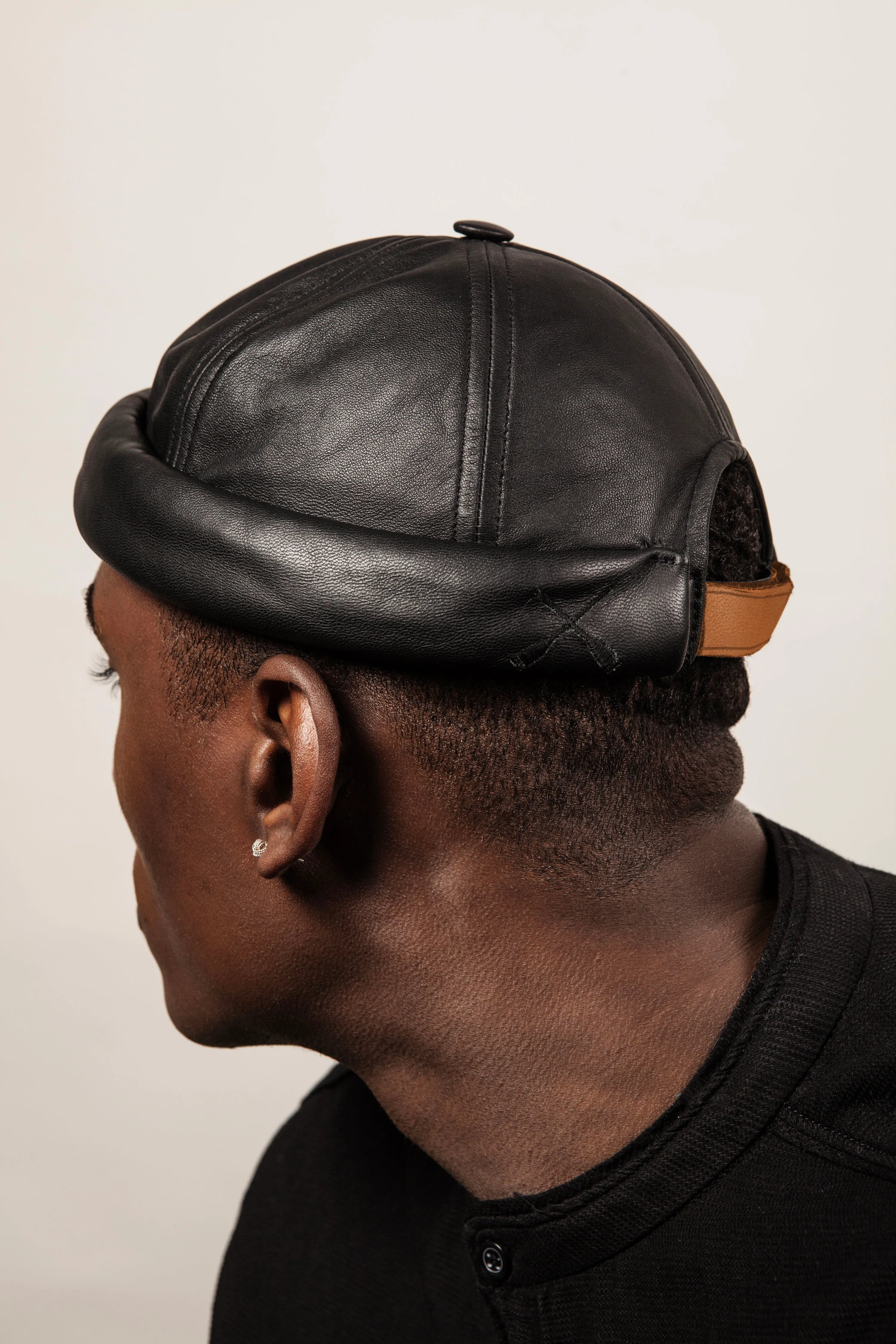 MIKI DOCKER HAT BLACK WAXY LEATHER