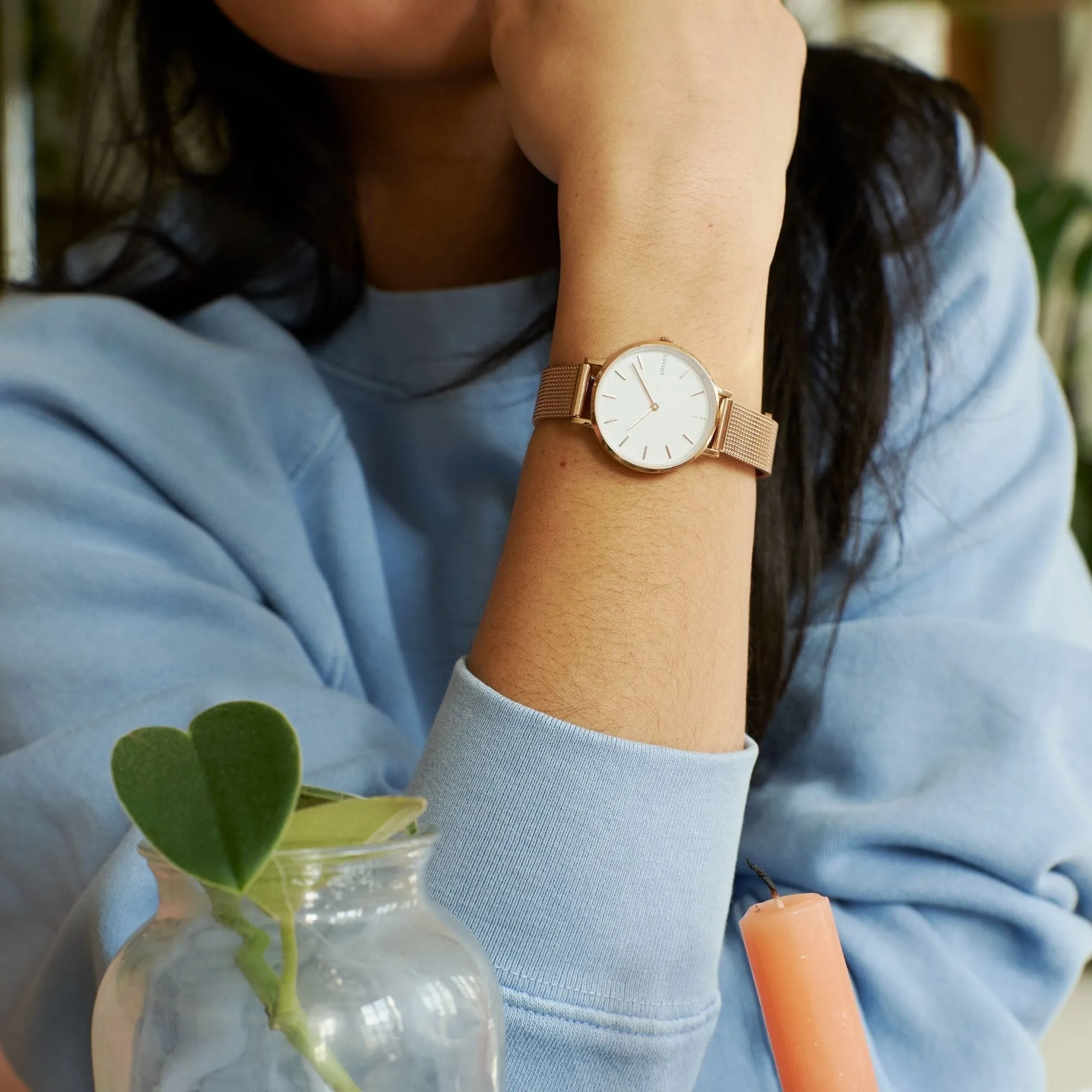 Mini Solar Watch with White & Rose Gold Dial  | Rose Gold Mesh Strap