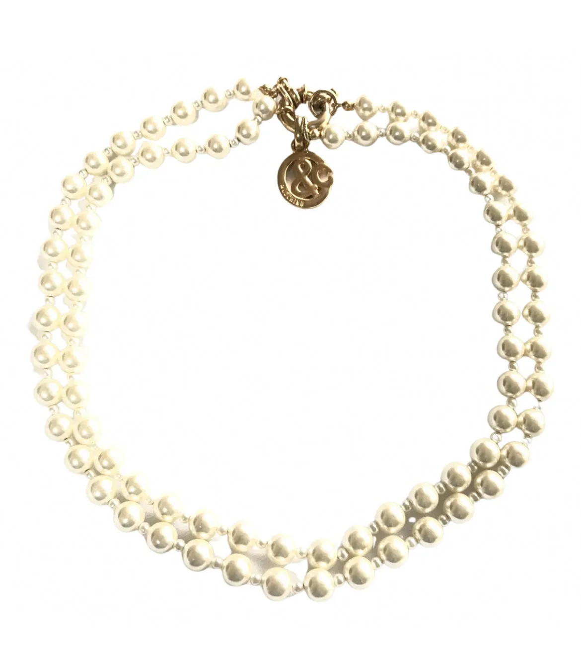 MINT. Vintage Moschino, Cheap and Chic Bijoux, double layer faux pearl necklace with golden logo charm. Rare and unique jewelry.0404042