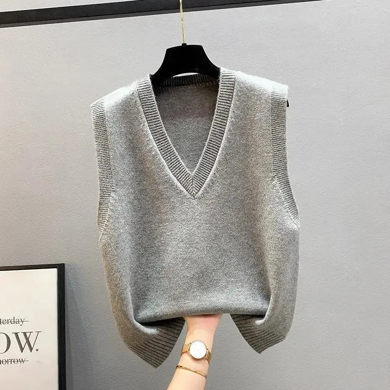 New Knitted Tank Top Coat Spring and Autumn Kam Shoulder