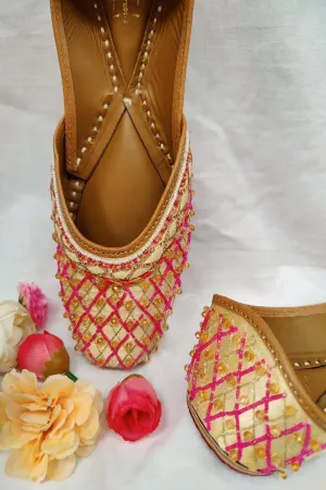 Noor Jahan,Gotta Patti Work Jutis
