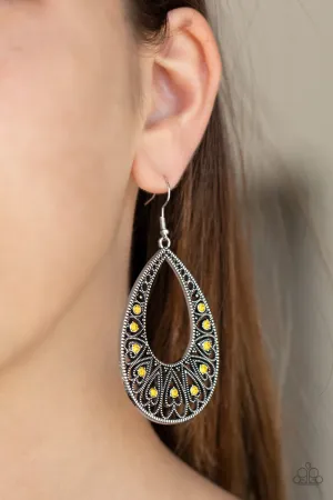 Paparazzi - Love To Be Loved - Yellow Earring