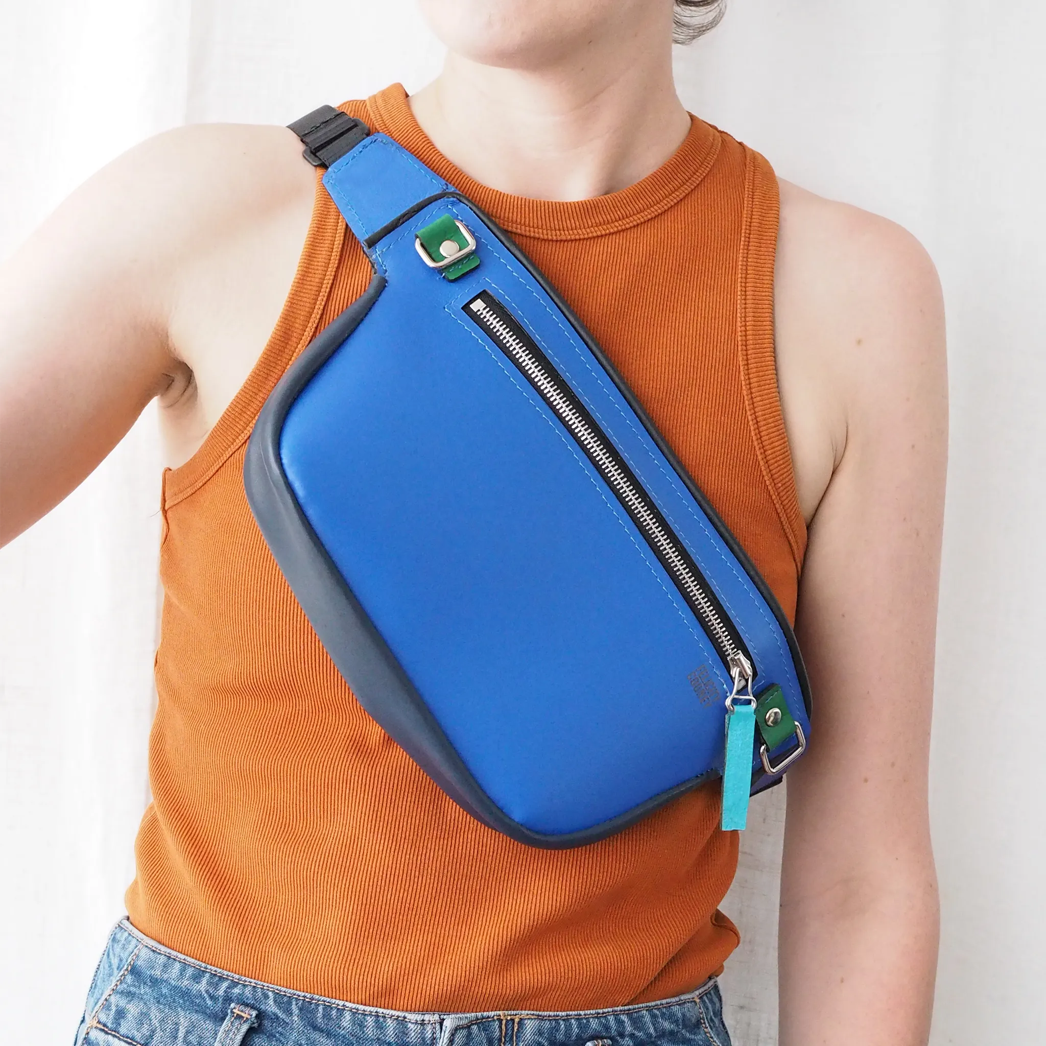 Runabout Bag - Artist Blue