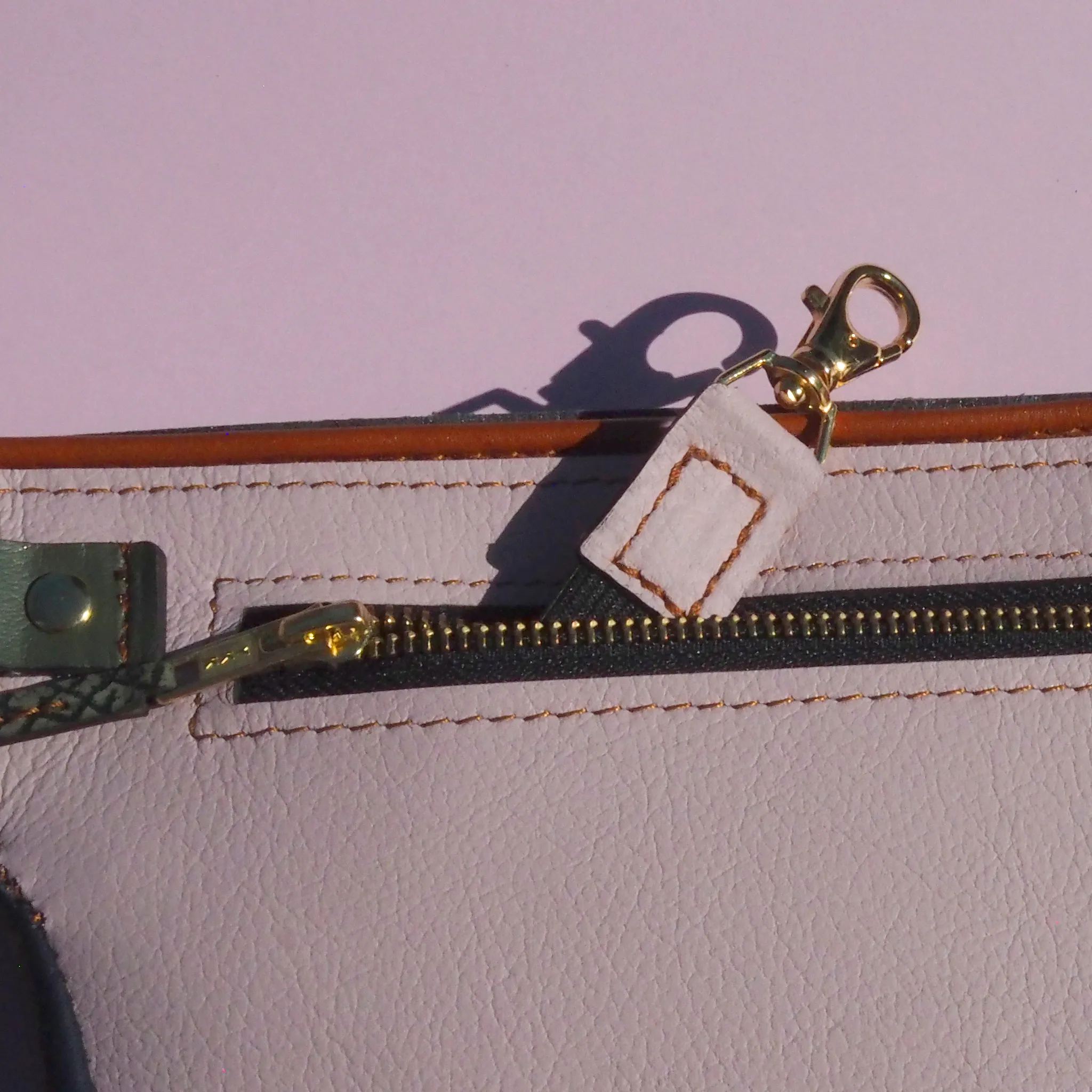 Runabout Bag - Cafe Pink