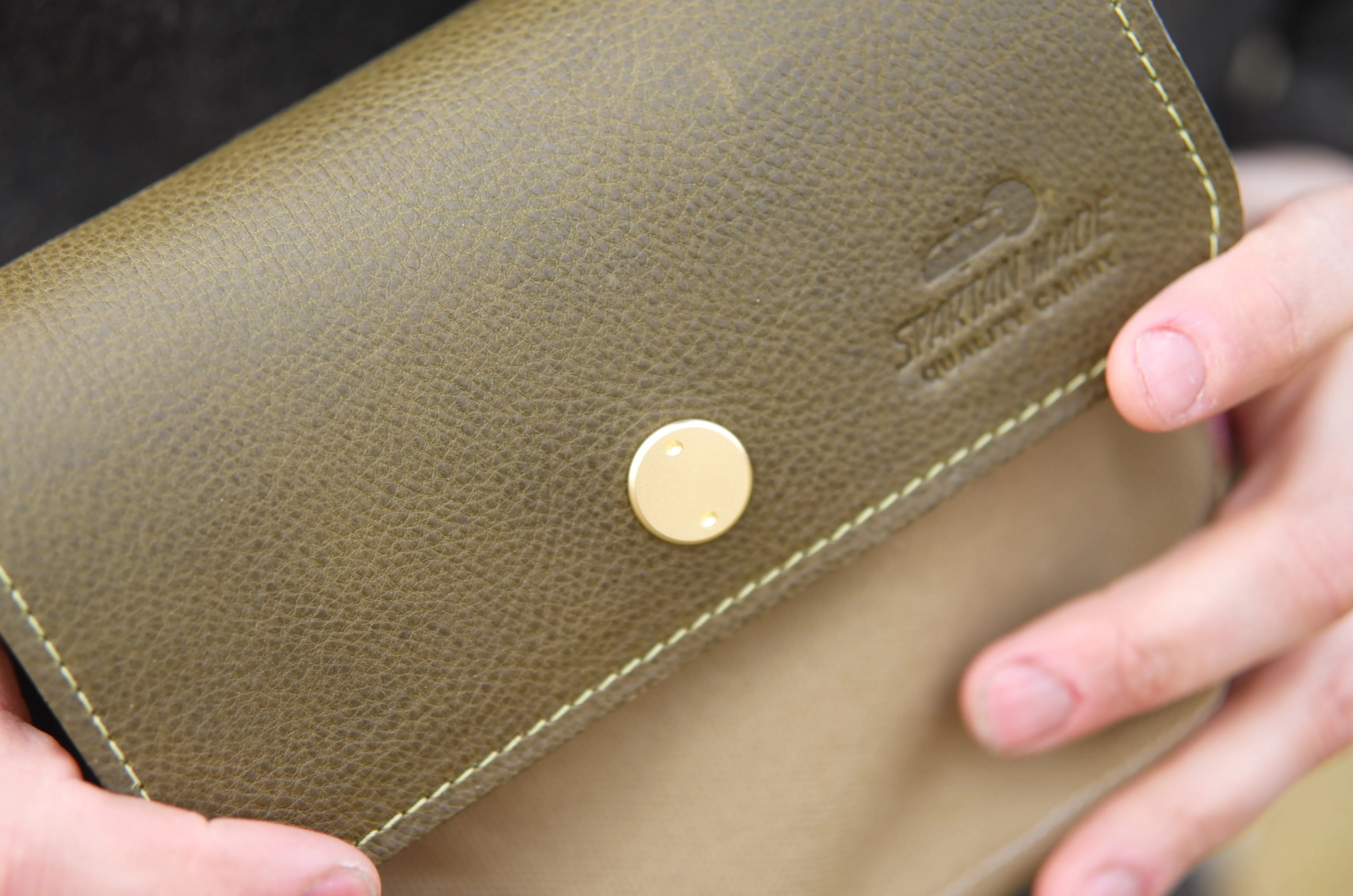 Sacoche with Leather Stitching