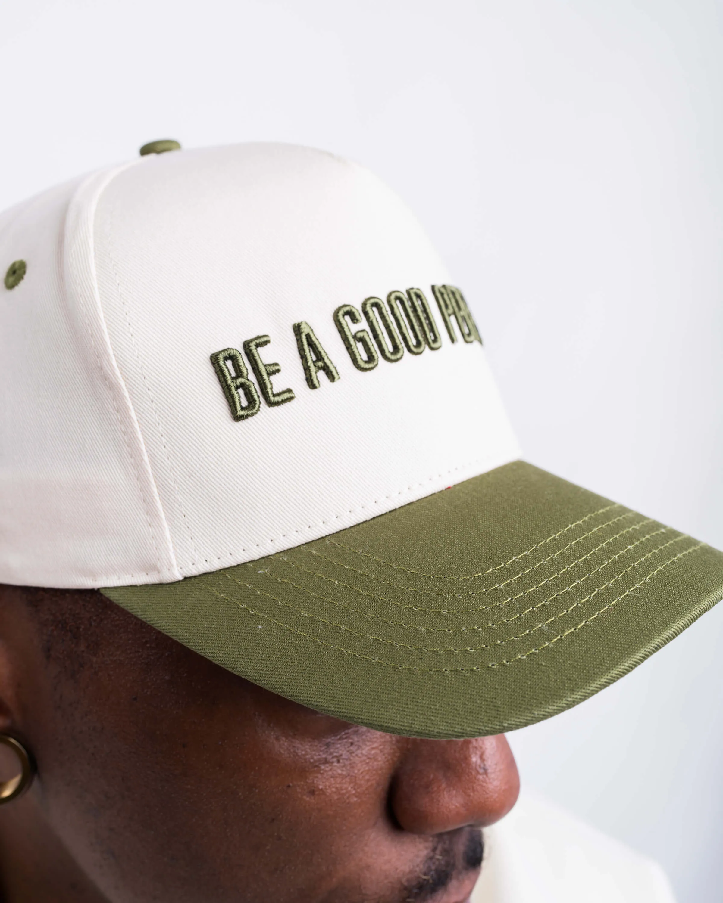 Signature Snapback Hat -Cream/Olive