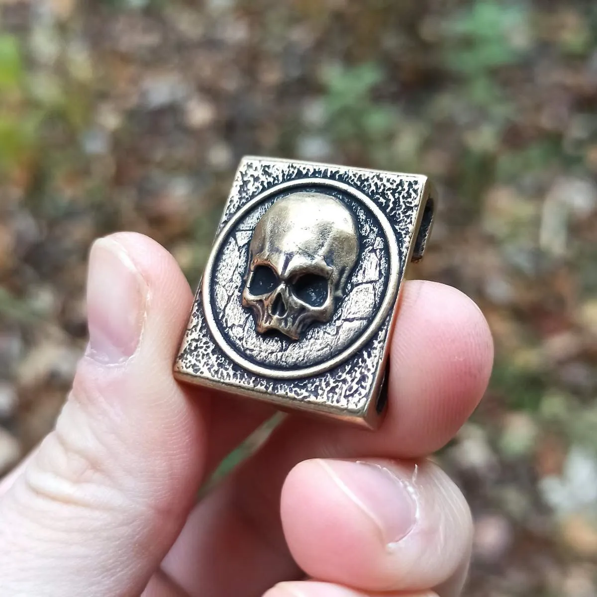 Skull bronze Molle clip