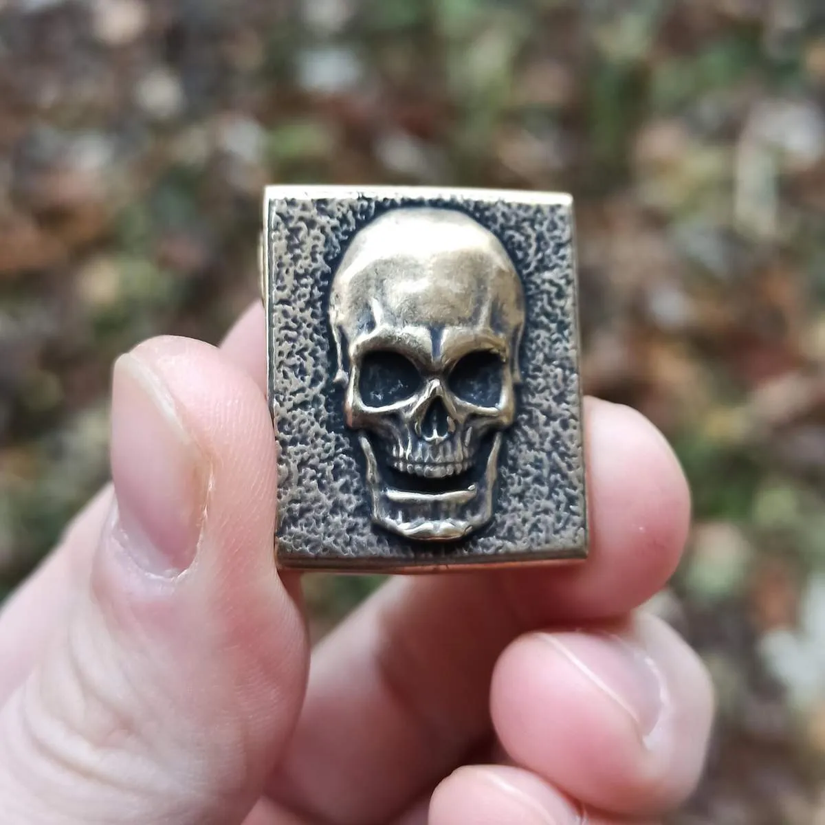 Skull bronze Molle clip