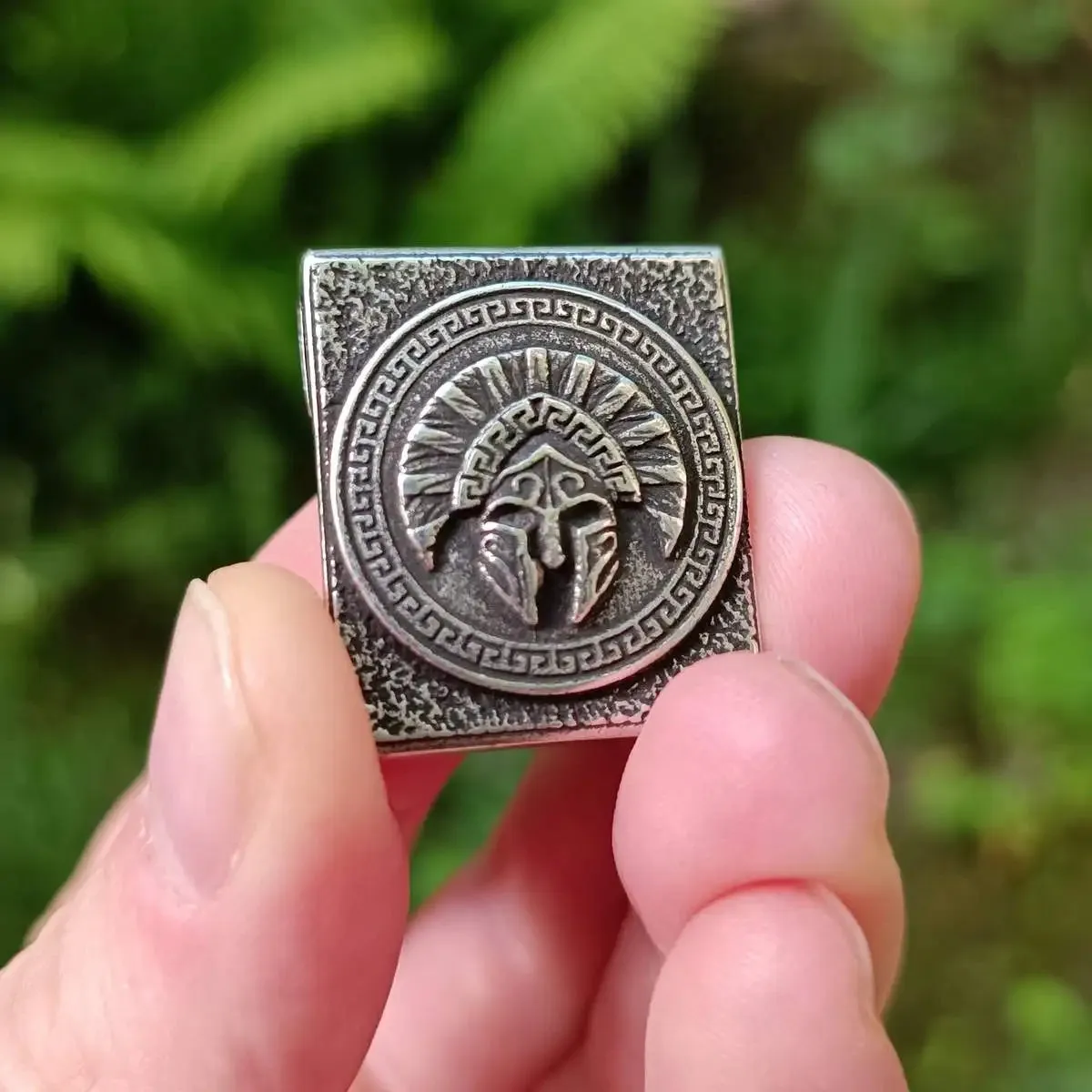 Spartan warrior helmet molle clip