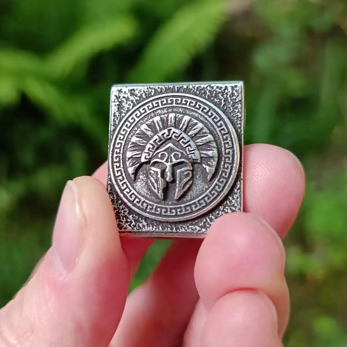 Spartan warrior helmet molle clip