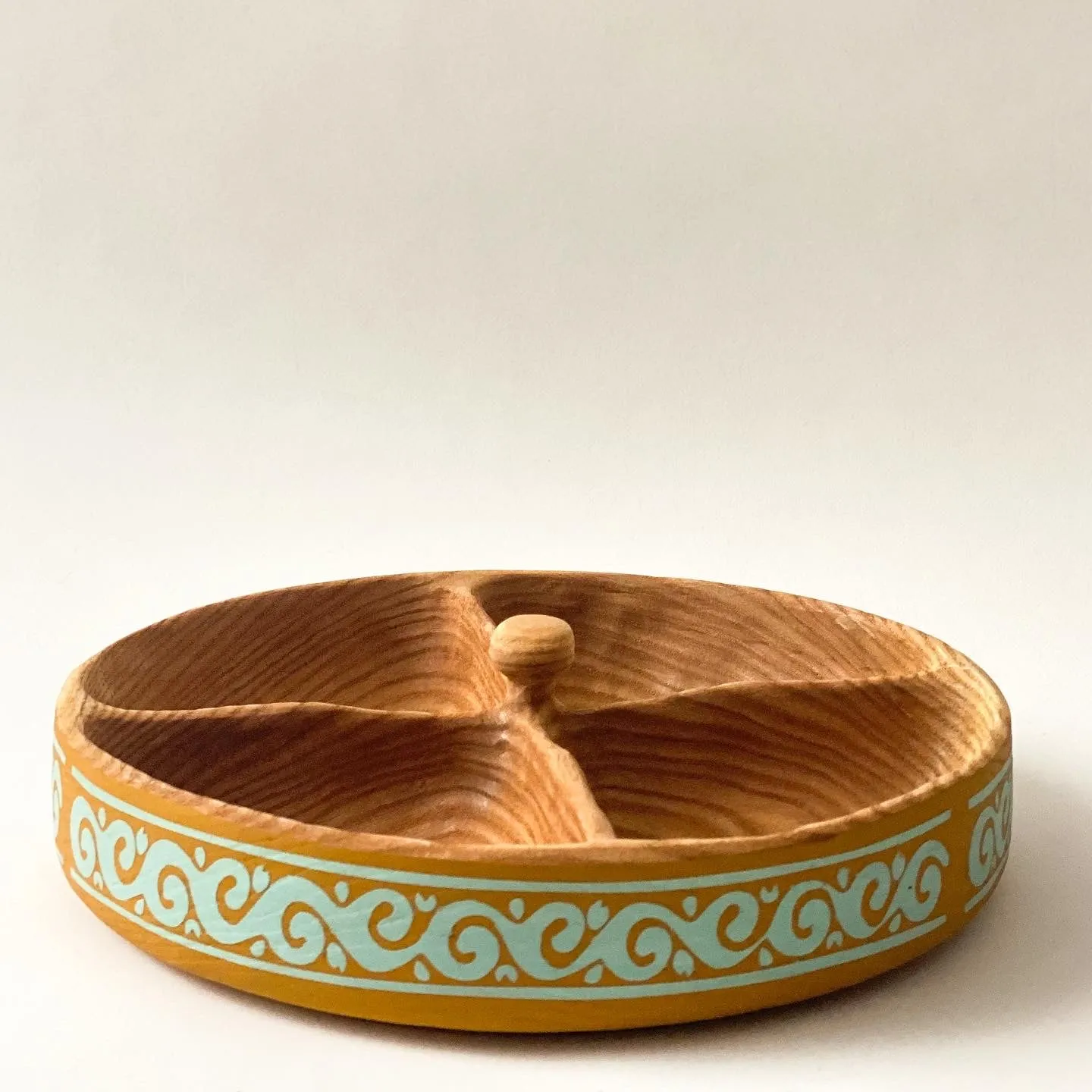 Triple snack bowl ethnic 11"