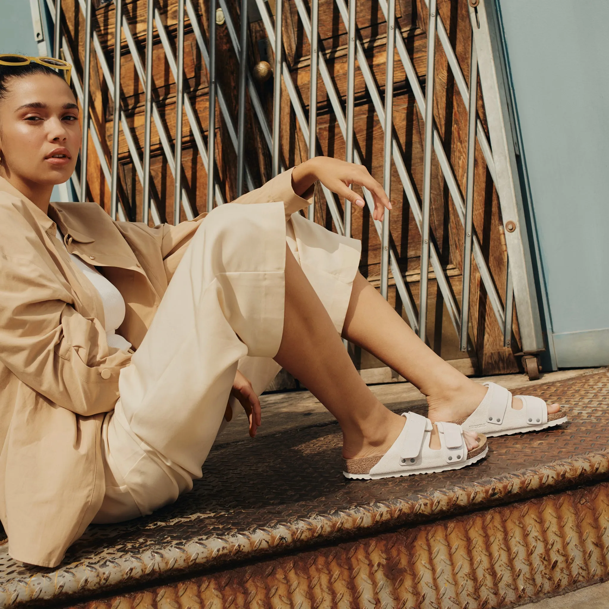 UJI - ANTIQUE WHITE - SUEDE