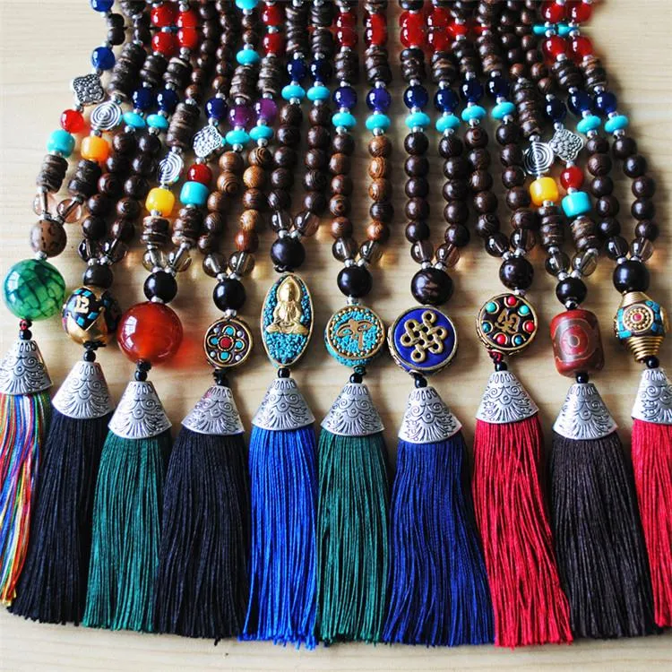 Women's Retro Ethnic Style Handmade Beaded Pendant Necklace - Multi-color Tassel
